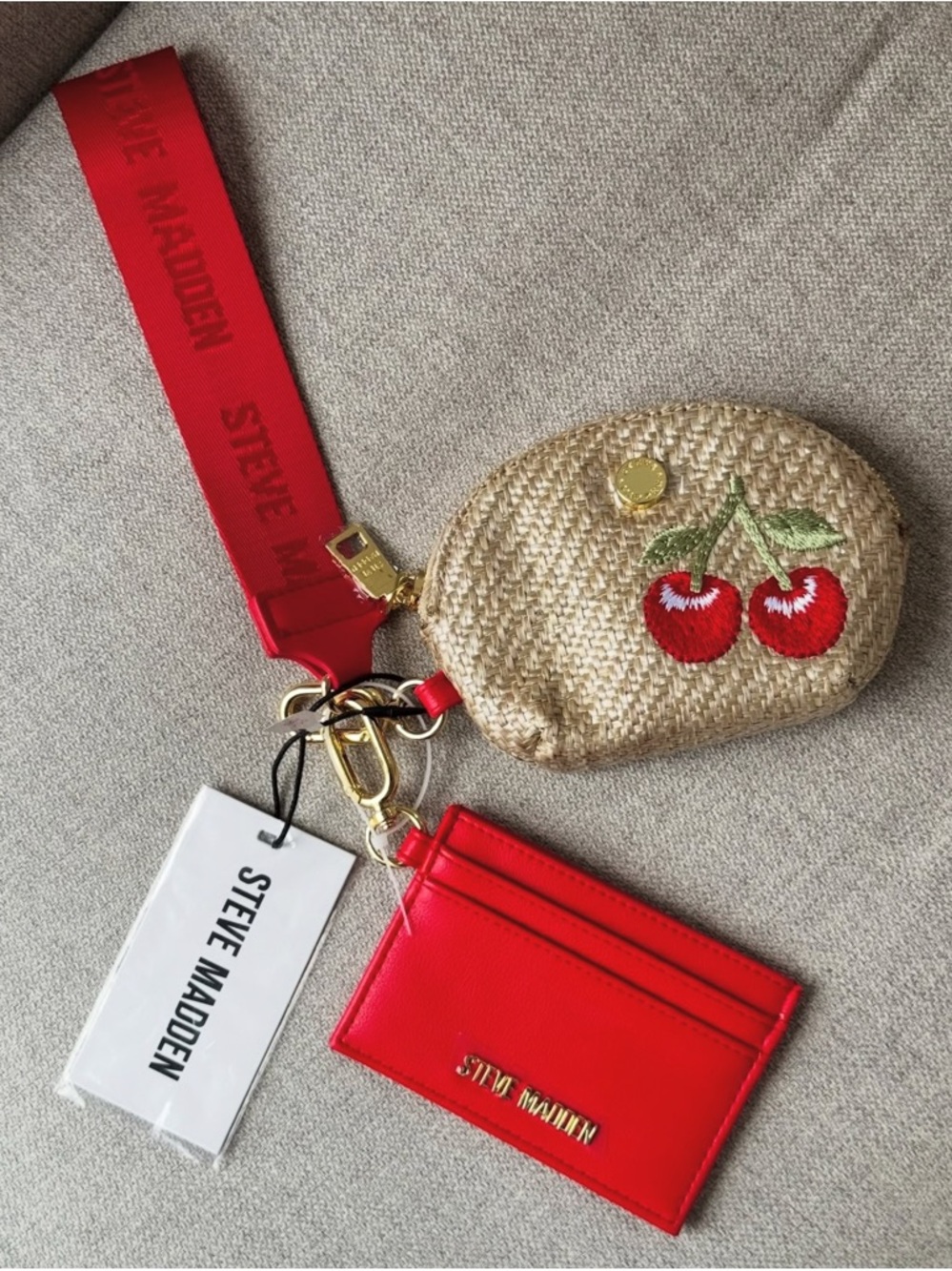 Steve Madden Wristlet - Picture 2 of 3